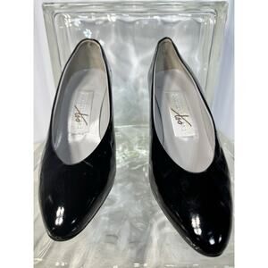 Joan & David black patent leather high heels / pumps, ladies' size 10M